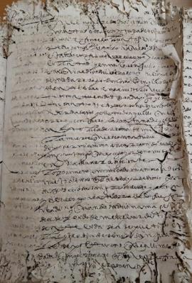Copia de la Escritura de compra de un corral a Don Pedro Diaz de Aranda, por parte de los Mayordo...